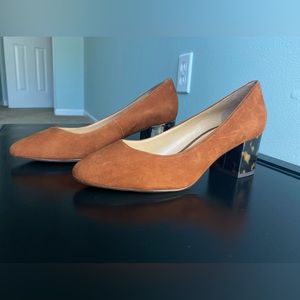 Talbots Isa Suede Block Heel Pumps Womens 7.5 - Tortoise Heel Round Toe